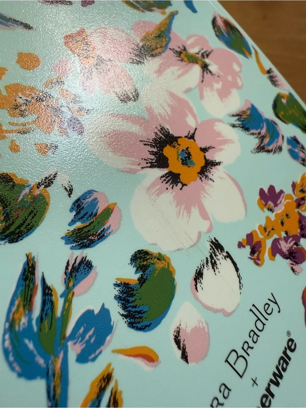 Vera Bradley x Tupperware Sandwich Keeper Sea Air Floral Light Blue Box